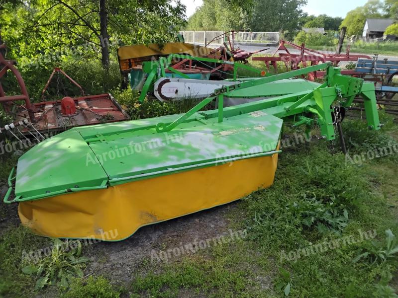 Samasz 210 cm lawnmower and Class Corto 165 cm lawnmower