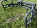 Bale clamp, bale clamp, hydraulic front loader accessory for tractor
