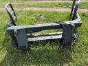 Bale clamp, bale clamp, hydraulic front loader accessory for tractor
