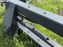 Bale clamp, bale clamp, hydraulic front loader accessory for tractor