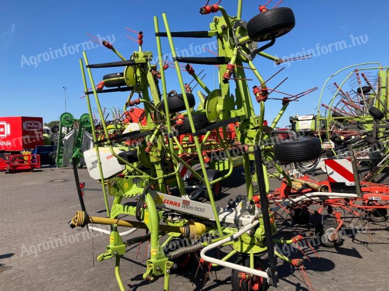 Renderer Claas Volto 900