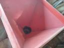 Fertilizer spreader