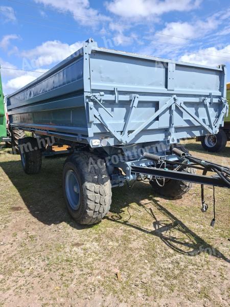 IFA HW 8011 tipper trailer, slow vehicle