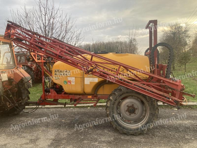 Source 2000 Sprayer