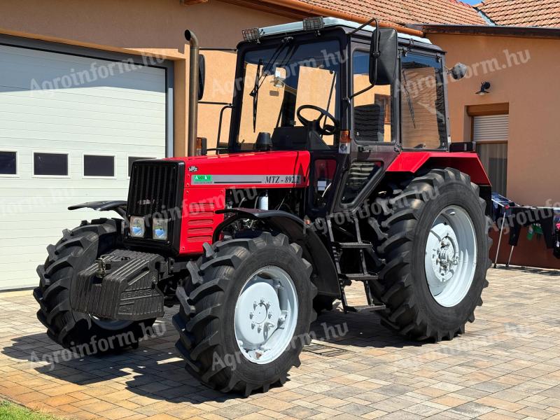 Belarus MTZ 892.2 tractor