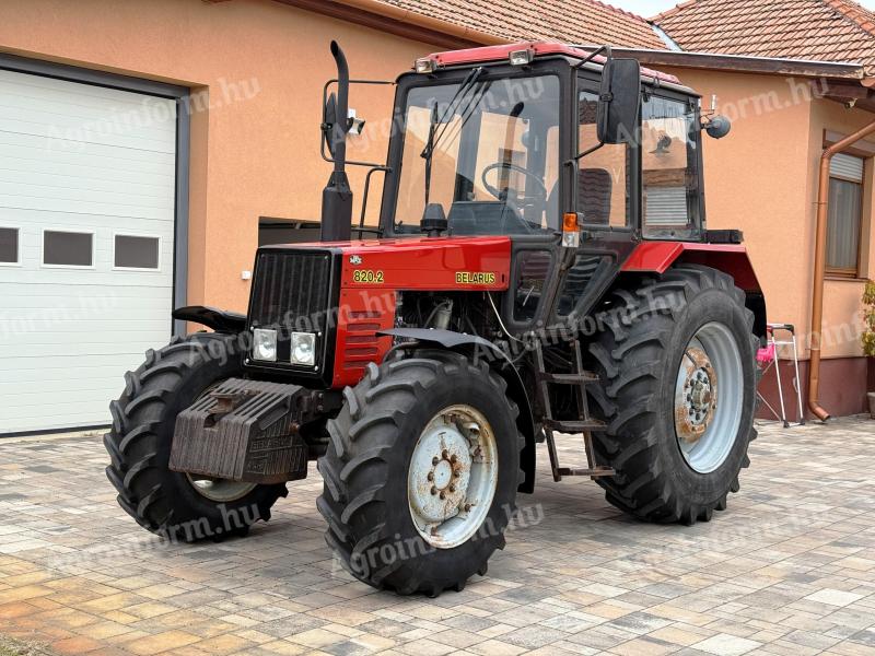 Běloruský traktor MTZ 820.2