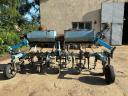 Hoses for row cropping