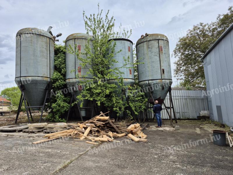Silo, feed silo approx. 10 m³ fibreglass