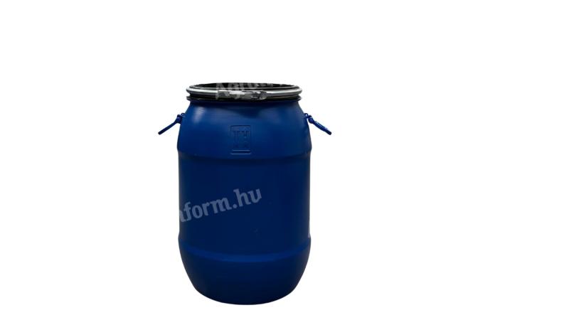 70-litre plastic drums with removable lid for food