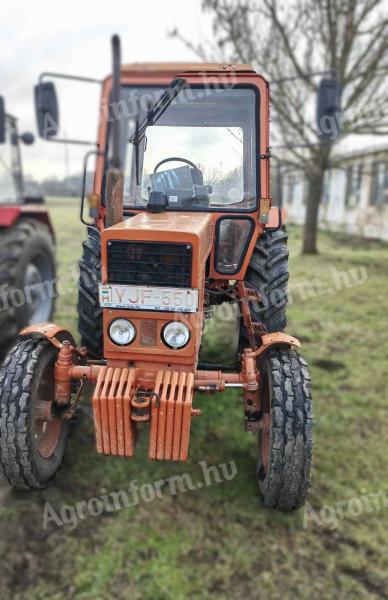 MTZ 550 s motorem 80 cm3