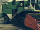 Claas Dominator crawler