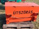 Precision salt/fertiliser spreader (3 points suspended)