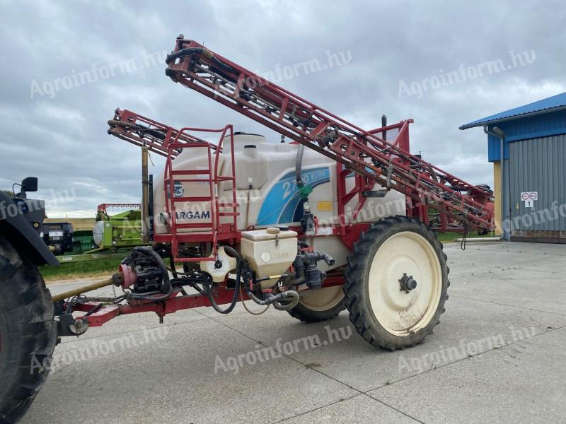 Ťahaný postrekovač Bargam Elios 2700