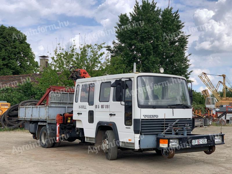 Kolejový jeřáb Volvo FL611