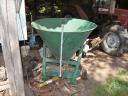 Fertilizer spreader