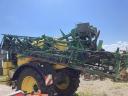 Vučena prskalica John Deere 840 TF