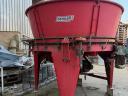 Cormall bale extractor