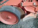 Kuhn Maxima 6 row corn planter