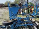 Omikron 6-row row row cultivator with fertiliser spreader