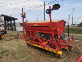Väderstad Carrier Drill DR300