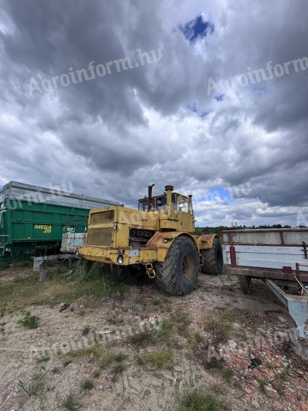 Kirovets K701 V12