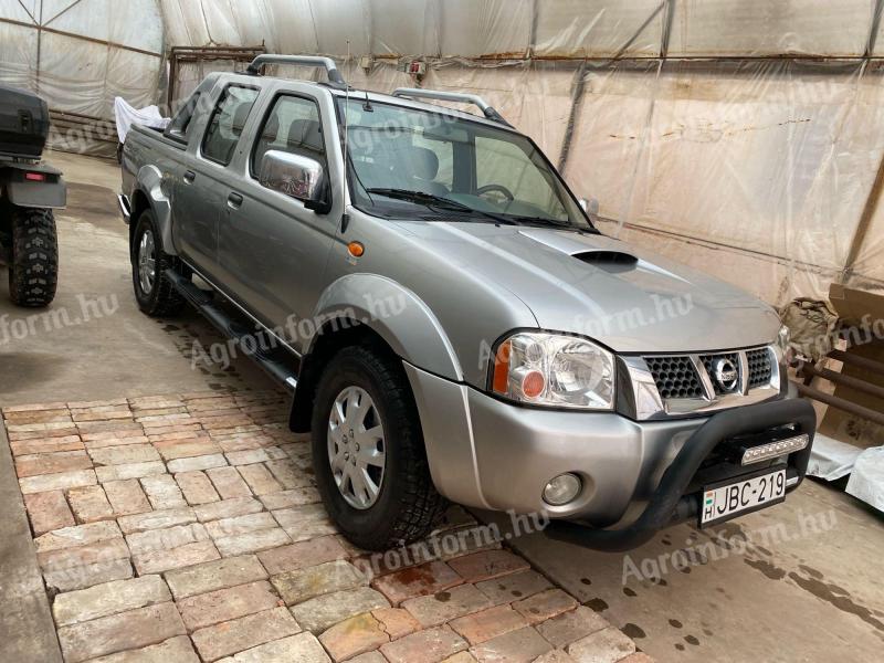 Nissan navara d22