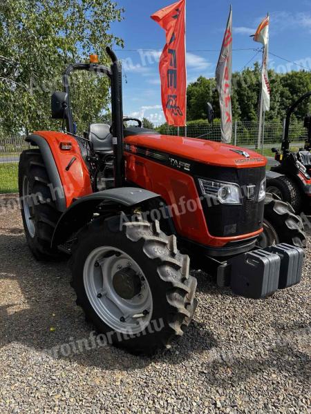 TRAKTOR TAFE 7515, with tilting frame