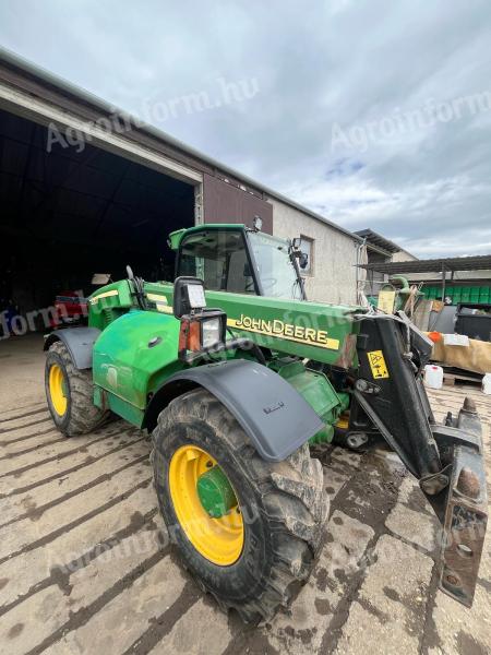 Telescopic handler
