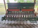 Amazone D9-30 hanging seed drill
