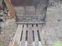 Swine feeder