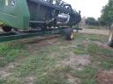 John Deere WTS 9640 grain combine