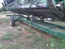 John Deere WTS 9640 grain combine
