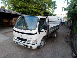 Toyota Dyna kisteherautó