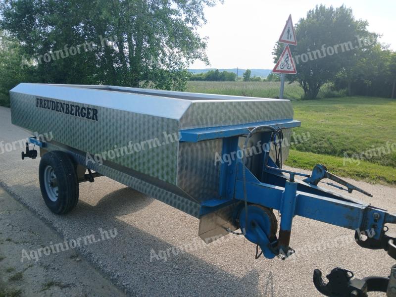 Cărucior de recoltare 3000 litri Inox monopompă
