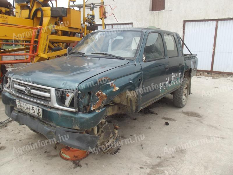 1999 Toyota Hilux díly na prodej