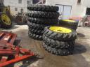 John Deere 4 sets of maintenance wheels in sizes 11.2 R32 and 11.2 R46