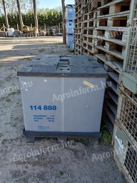 Plastic container, large, foldable