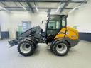 GiANT G5000 TELE articulated loader