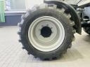 GiANT G5000 TELE articulated loader