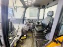 GiANT G5000 TELE articulated loader