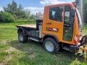 Mercedes-Benz UNIMOG UX100 with many adapters, replacement calculation