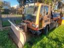 Mercedes-Benz UNIMOG UX100 with many adapters, replacement calculation