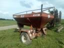 Trailed swing-tube fertiliser spreader STS