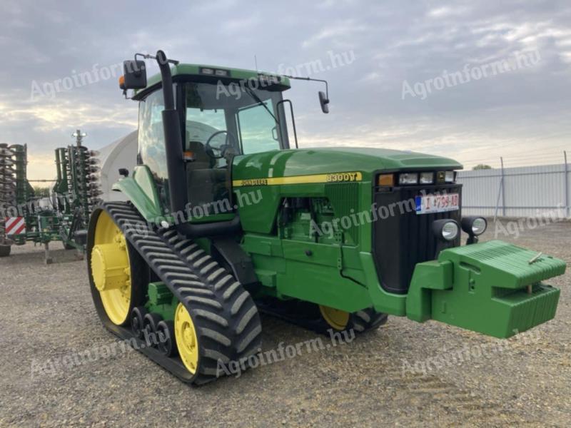John Deere 8300T