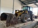 Komatsu WA430-6 front loader