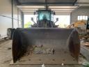 Komatsu WA430-6 front loader