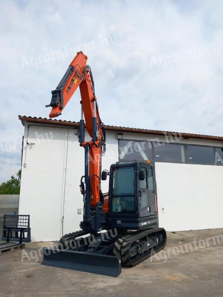 Atlas AC90UF-2PB gumihevederes midi kotrógép