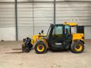 JCB 525-60 T 4 / 2017 / 2.113 operating hours / Leasing from 20%