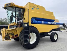 NEW HOLLAND CSX7080