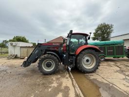Case IH MAXXUM 150 rakodóval